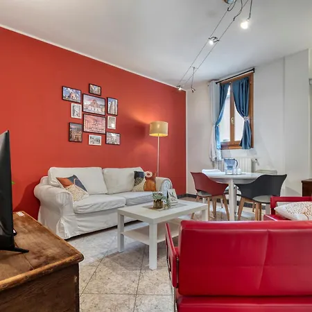 Cozy In The Heart Of Apartment *