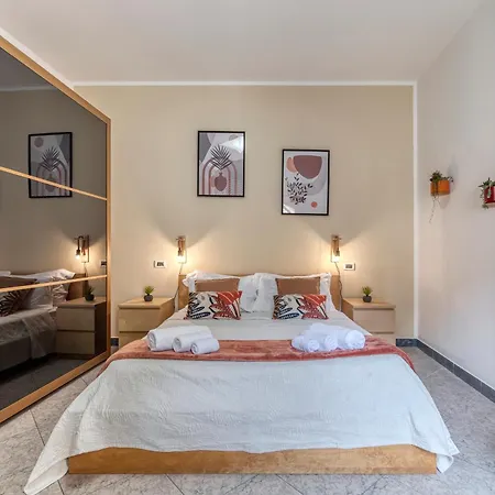 Apartment Cozy By Different Bologna